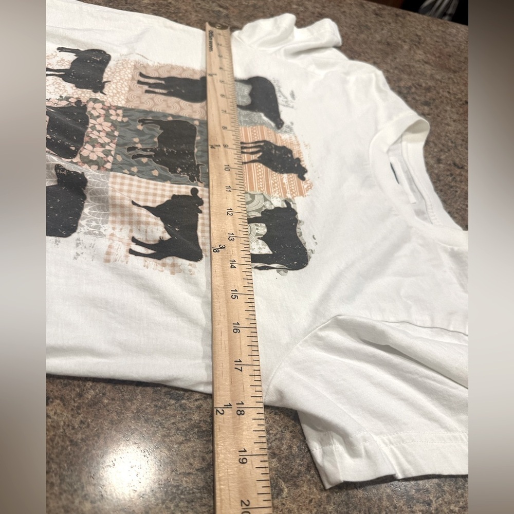 Lily & Lottie Cow Grid Graphic Tee White Short Sleeve Womens Size Small - Picture 7 of 10